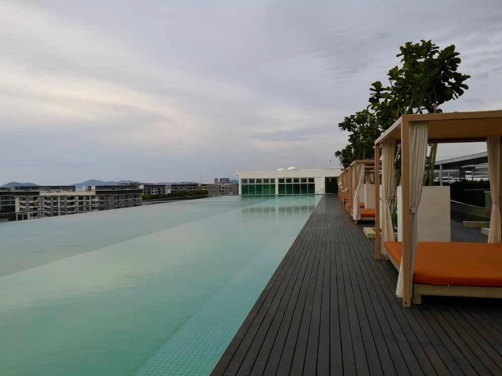 Modern Cozy Sutera Avenue Apartment