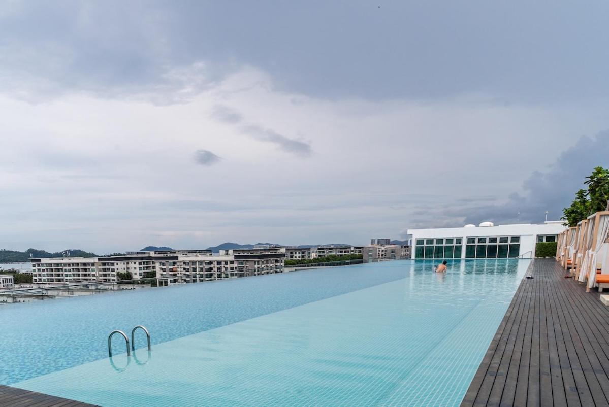 Modern Cozy Sutera Avenue Apartment