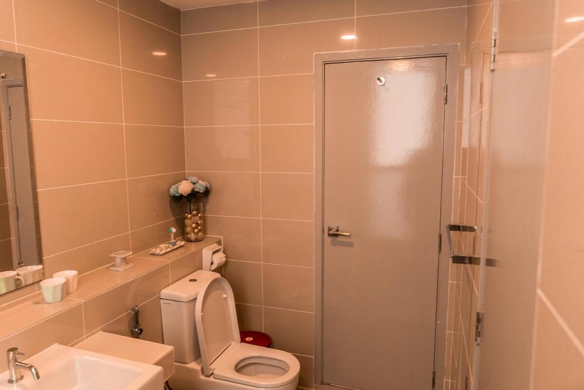 Modern Cozy Sutera Avenue Apartment *